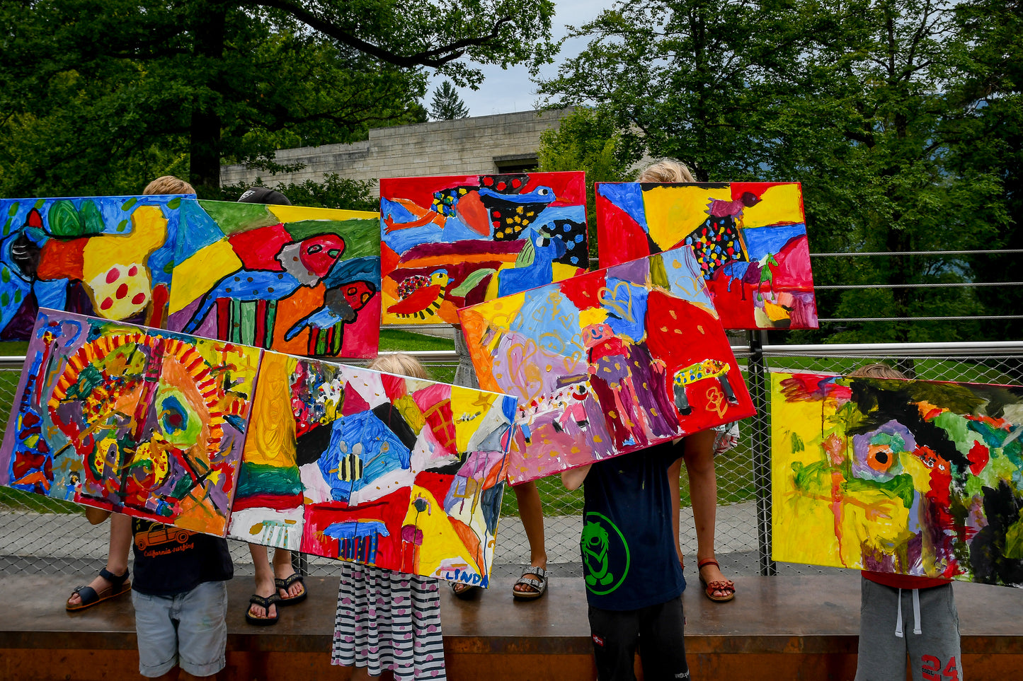Was tut sich da im Frühlingswald?