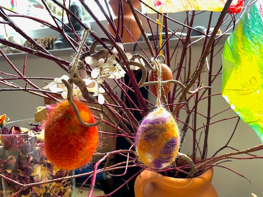 Wir filzen bunte Ostereier