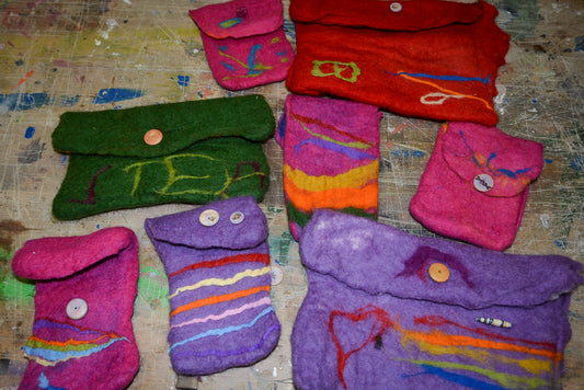 Wir filzen ein buntes Täschchen